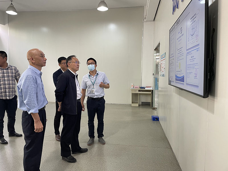 南京市一級(jí)巡視員、淮安市副市長(zhǎng)、寧淮智能制造產(chǎn)業(yè)園黨工委書記許明一行調(diào)研考察南京奧聯(lián)電子