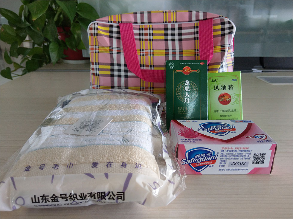 奧聯(lián)夏日送清涼，工會(huì)關(guān)愛(ài)潤(rùn)心田