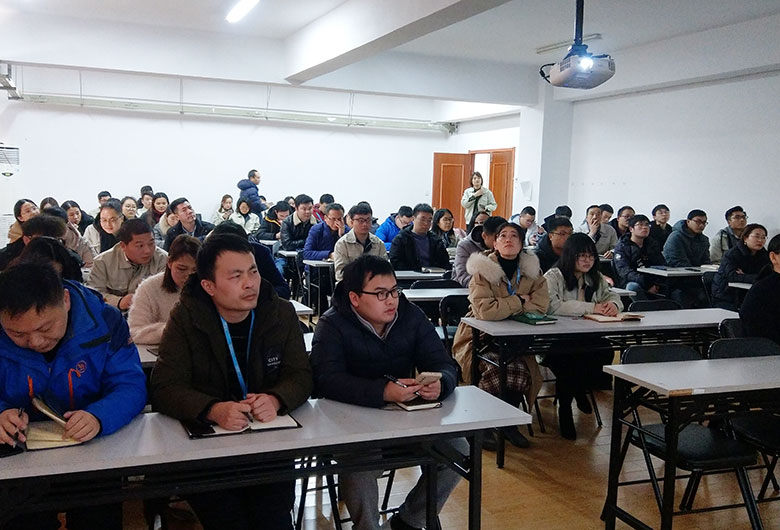 奧聯(lián)電子企業(yè)管理專題培訓(xùn)《閉環(huán)溝通》課程順利開展